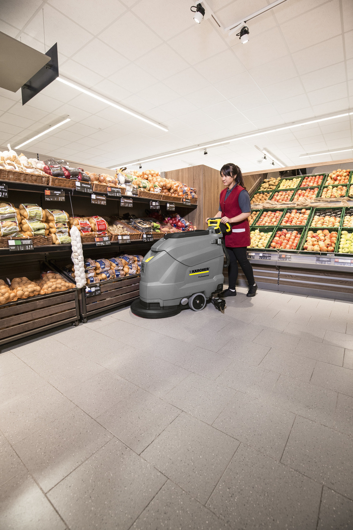 Karcher BD 50/50 C BP Classic Battery Operated Walk-Behind Scrubber Drier Karcher BD 50/50 C BP Classic Battery Operated Walk-Behind Scrubber Drier